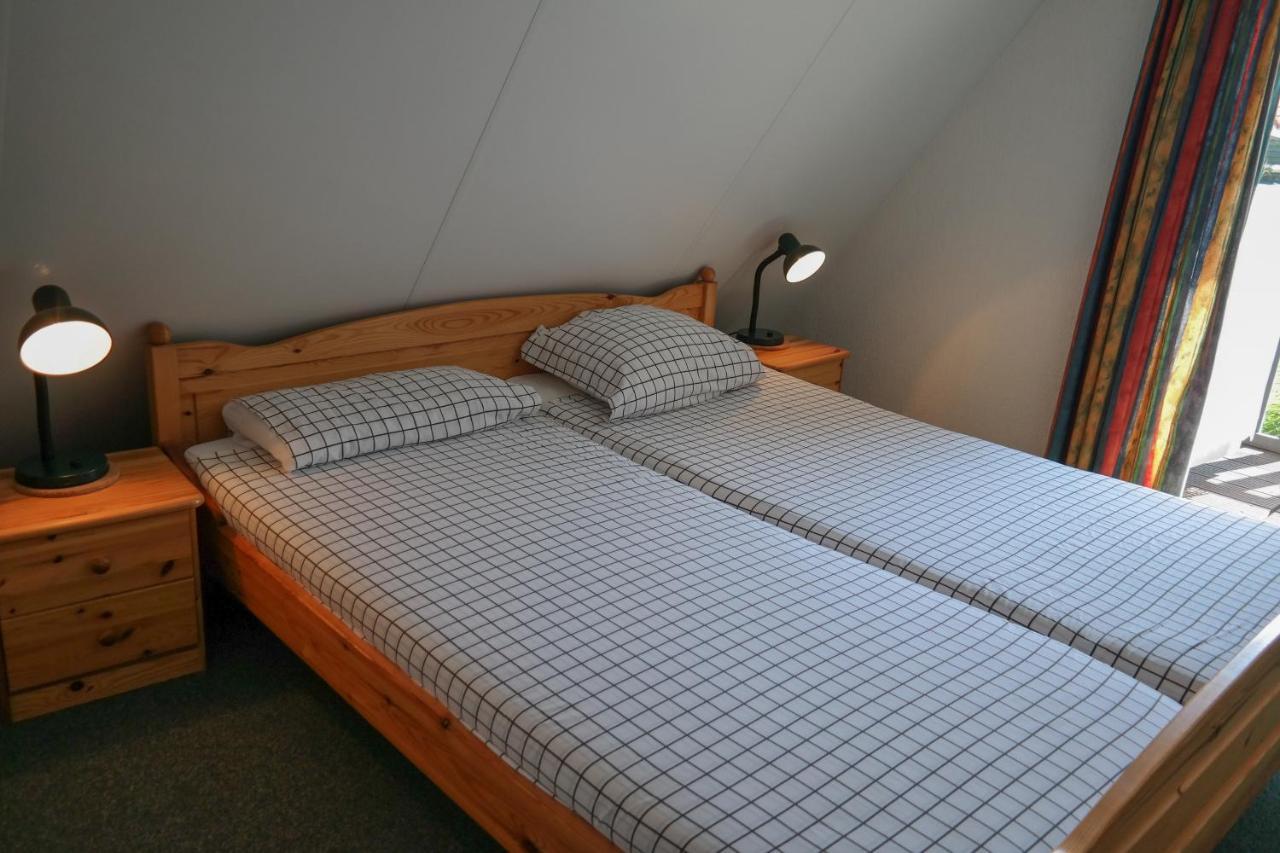 Вилла Marilu 6 Pers Allergy-Friendly House On A Typical Dutch Canal And Quiet Place Anjum Экстерьер фото